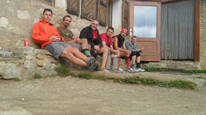 Con apetito... El Oso nos dejó llegar...