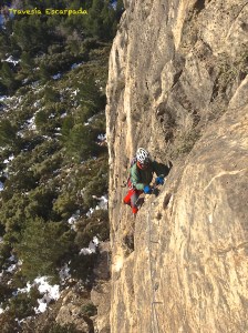 Piratón en la pared Vertical y primeros compases de Tossal de les Venes.